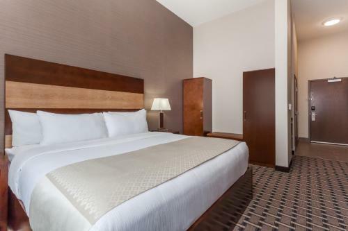 Hotel Wyndham Garden Edmonton Airport