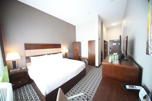 Hotel Wyndham Garden Edmonton Airport