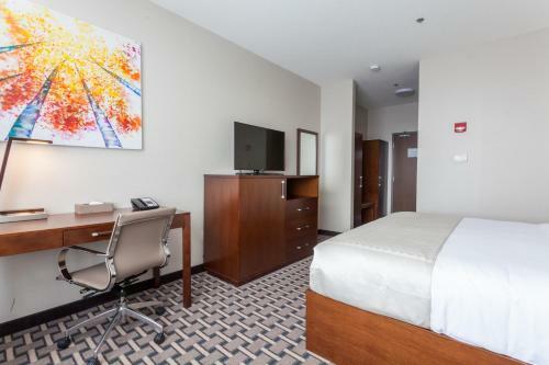 Hotel Wyndham Garden Edmonton Airport