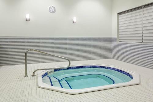 Hotel Wyndham Garden Edmonton Airport