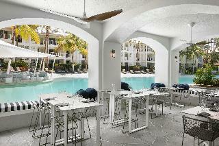 Hotel Peppers Beach Club