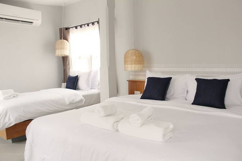 Hotel Montrara Happy House