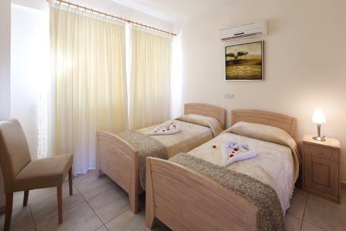 Apartamento Adamou Gardens