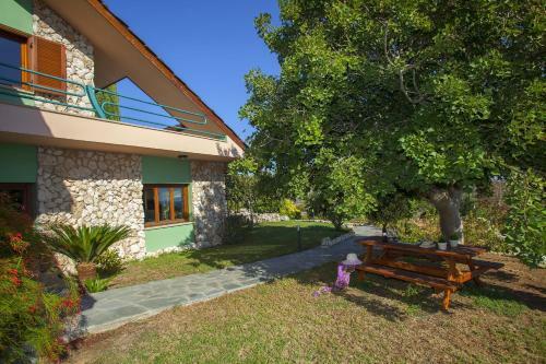 Villa Othello House