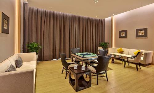 Hotel Holiday Inn Chengdu Qinhuang