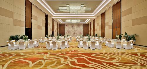 Hotel Holiday Inn Chengdu Qinhuang