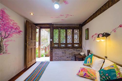 Yi Jing Inn In The World