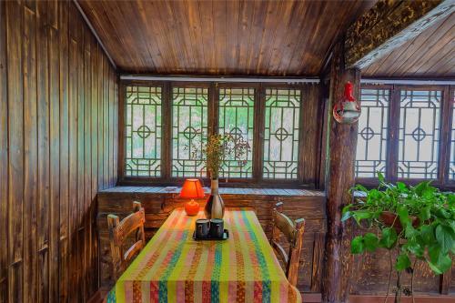Yi Jing Inn In The World