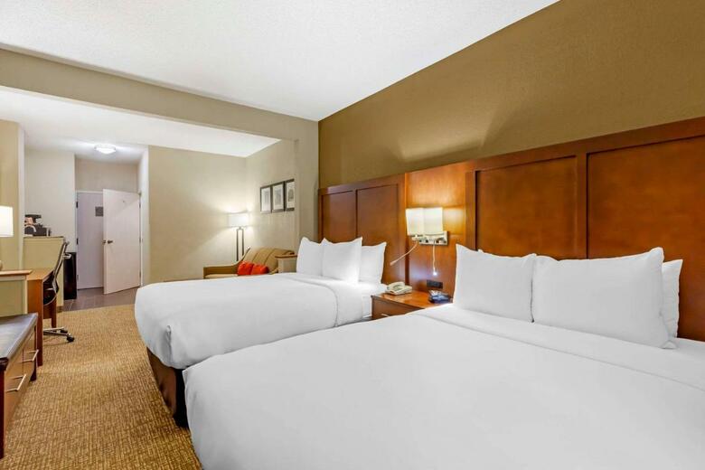 Hotel Comfort Suites