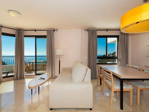 Apartment Front Seaview, 1 Bedroom In Torrox