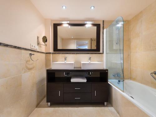 Apartment Front Seaview, 1 Bedroom In Torrox