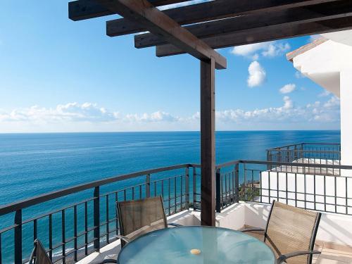 Apartment Magnificent Front Seaview, Torrox