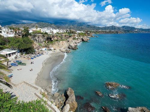 Apartment Magnificent Front Seaview, Torrox