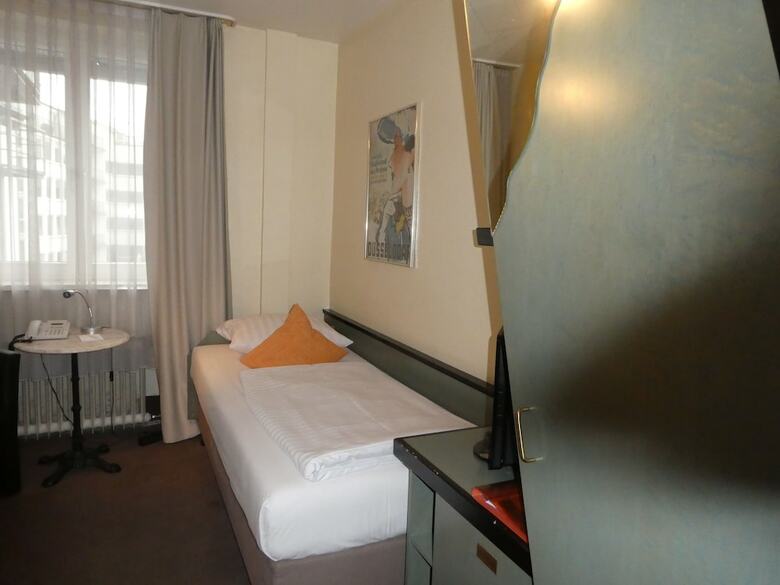 Hotel Monopol