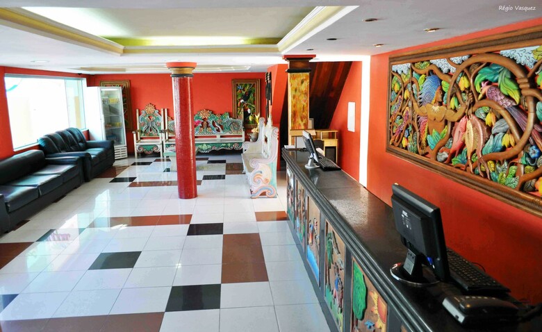 Hotel Shangril�