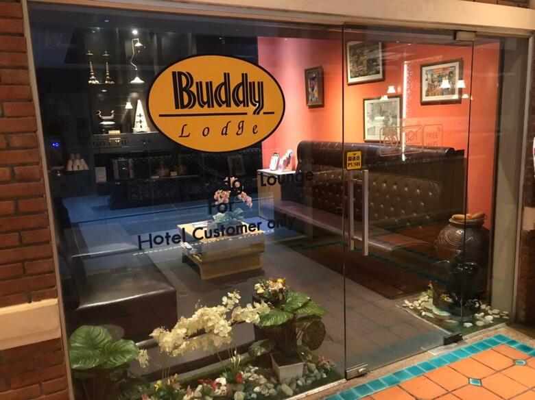 Hotel Buddy Lodge