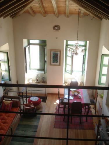 Lillian's Traditional House
