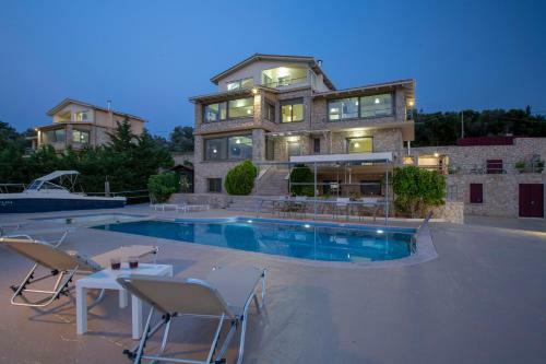 Villa Silencio Luxury Homes