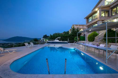 Villa Silencio Luxury Homes