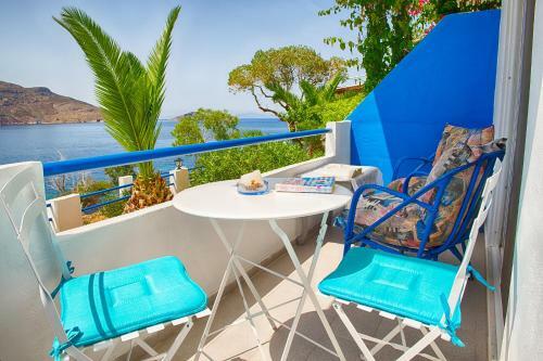 Hostal Antoniadi Marina Rooms