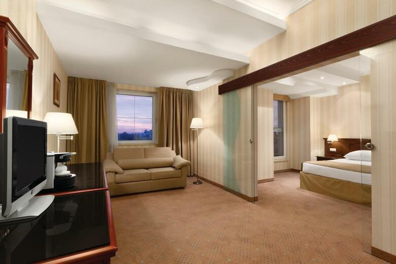 Ramada Hotel & Suites Bucharest North