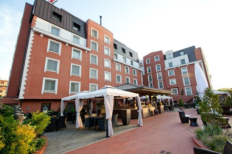 Ramada Hotel & Suites Bucharest North