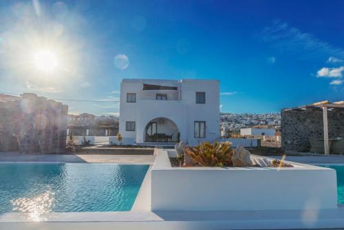 Villa Saint Apostles