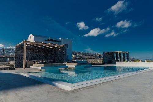 Villa Saint Apostles