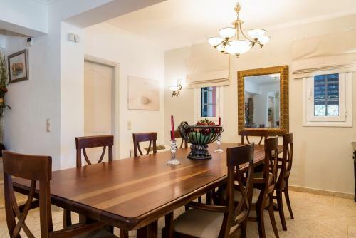 Neptune Family Villa