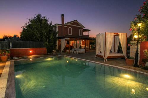 Neptune Family Villa