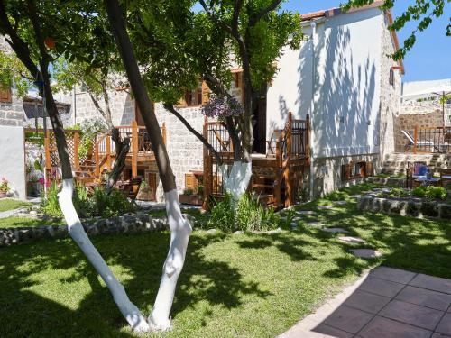 Helios Garden Boutique Apartments