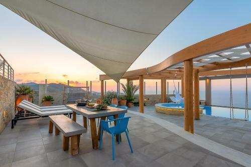 Villa Blue Key