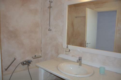 White Blue Houses & Apartments Paros