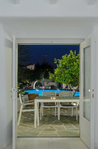 Naxian Queen Luxury Villas & Suites
