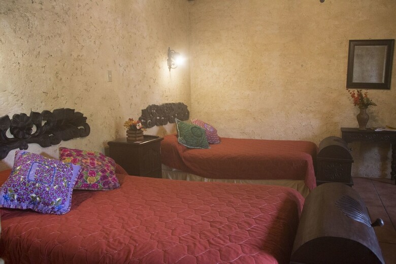 Naif Boutique Hotel & Gallery