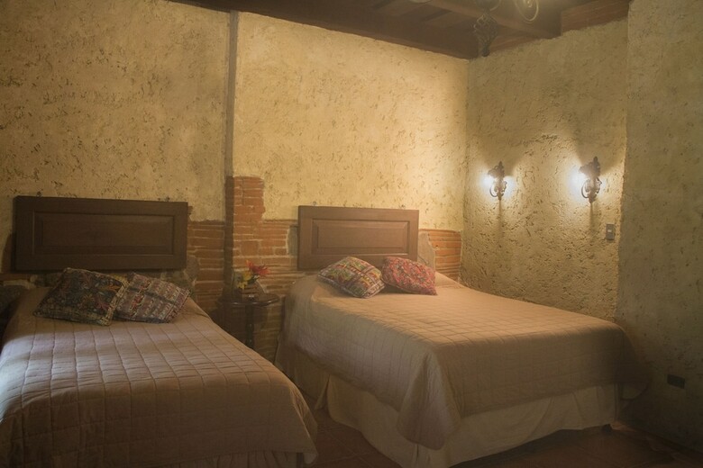 Naif Boutique Hotel & Gallery