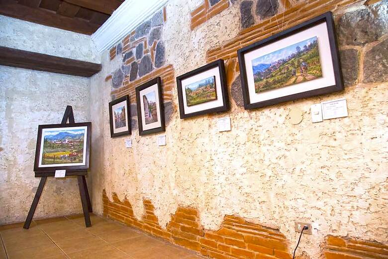Naif Boutique Hotel & Gallery