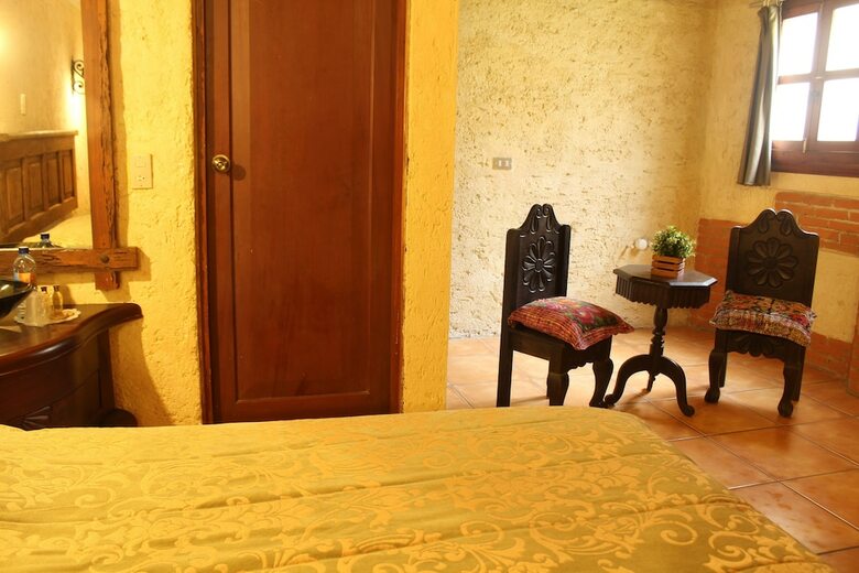 Naif Boutique Hotel & Gallery