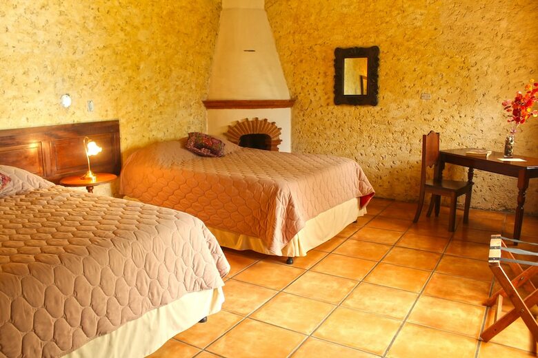 Naif Boutique Hotel & Gallery
