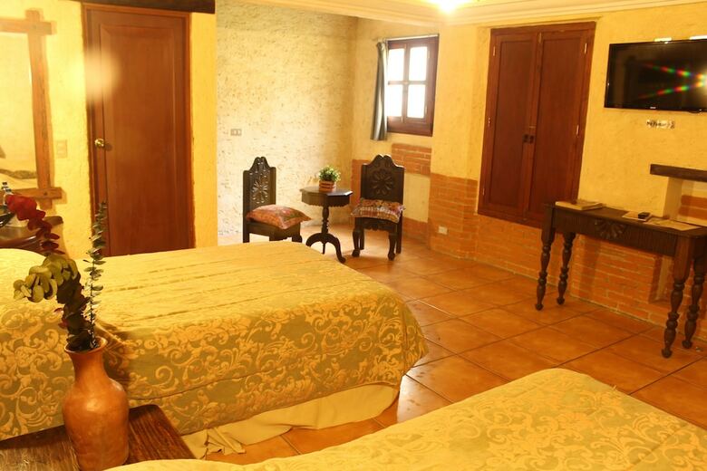 Naif Boutique Hotel & Gallery