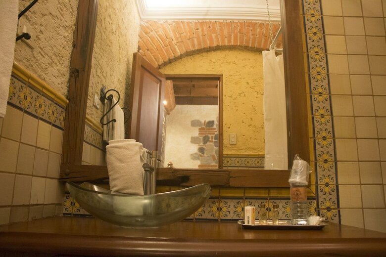 Naif Boutique Hotel & Gallery