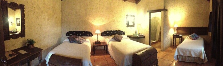 Naif Boutique Hotel & Gallery