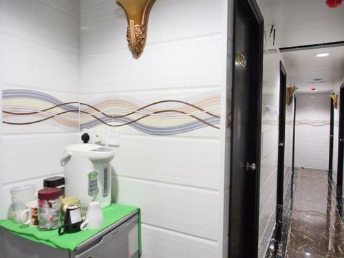 Hostal Paris Guest House (d2, 10/f)