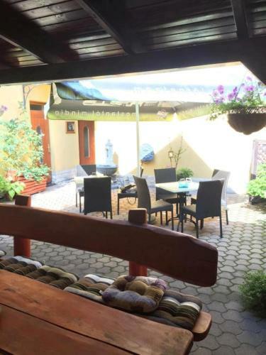 Hostal Arany Elef�nt Panzi�