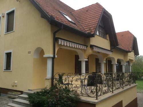 Hostal Arina Villa