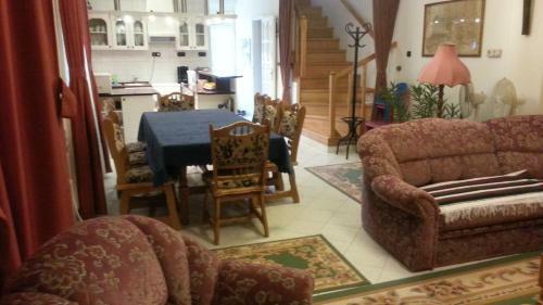 Csokonai Guesthouse