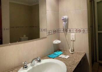 Hotel El Le�ador