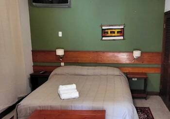 Hotel El Le�ador