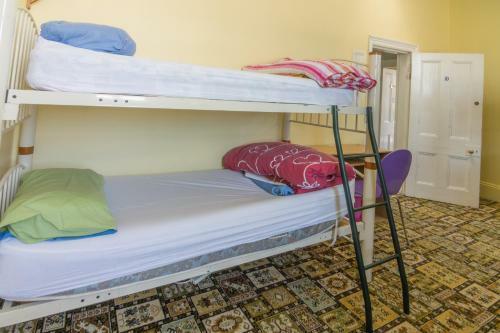 Hostal Empire Hotel Backpackers