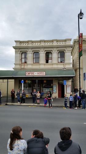 Hostal Empire Hotel Backpackers